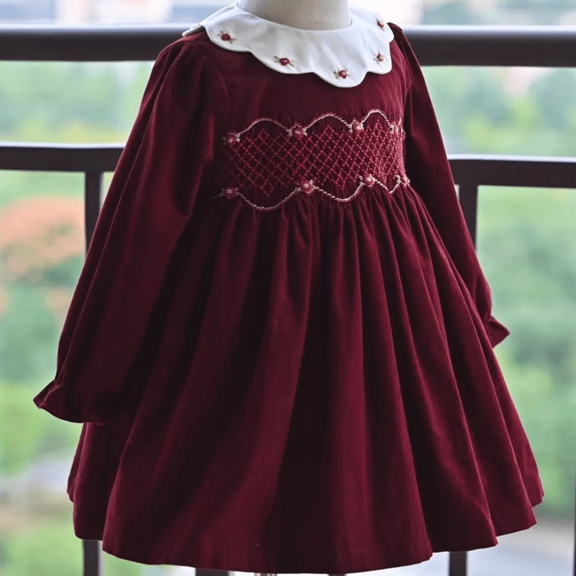 Stunning Red Hand Smocked Dress,2T to 6T. 3T Stunning Red Hand Smocked Dress,2T to 6T. 3T