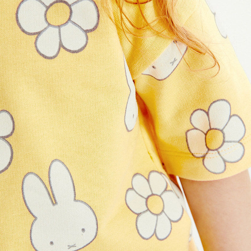 Cute Yellow Two Piece Set,2T to 7T.