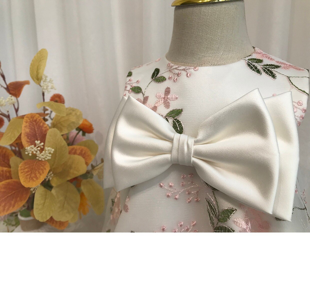 Stunning Floral Dress With Bow,12M to 6T.