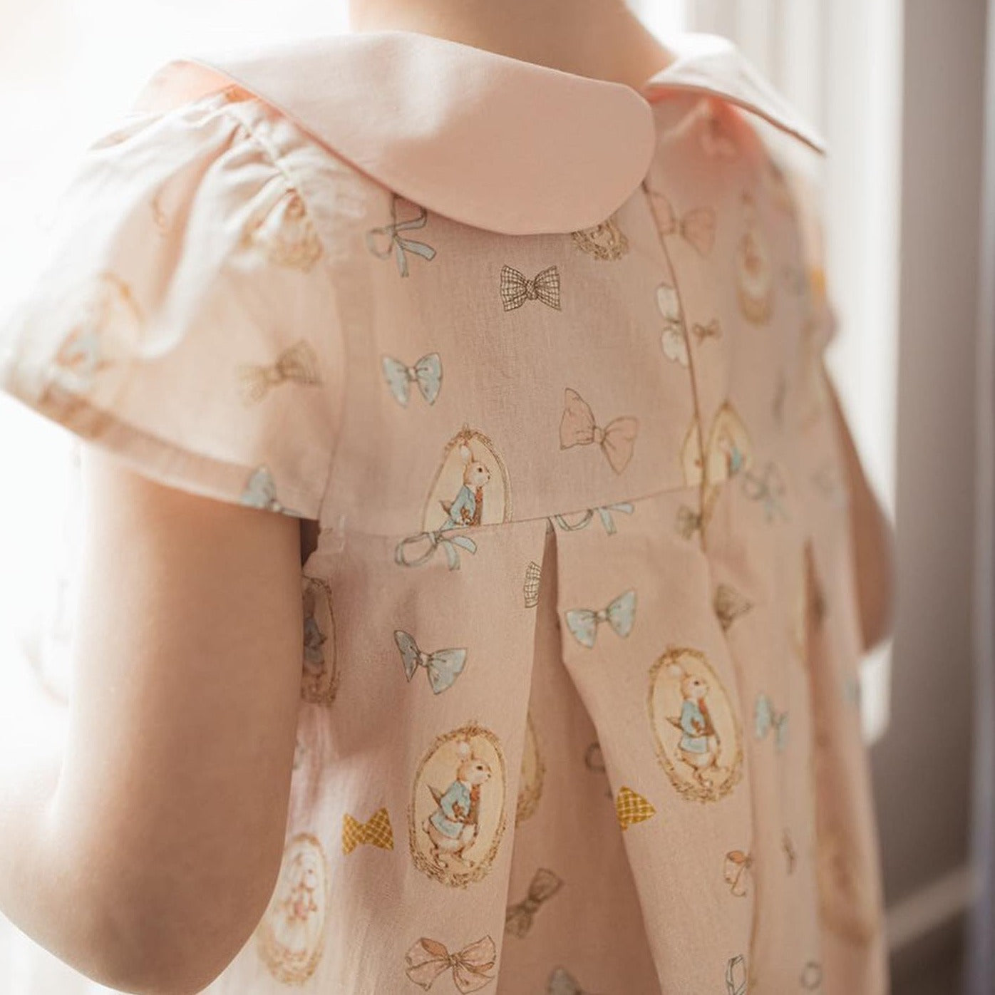 Adorable French Bow Knot Pleated Dress,2T to 7T.