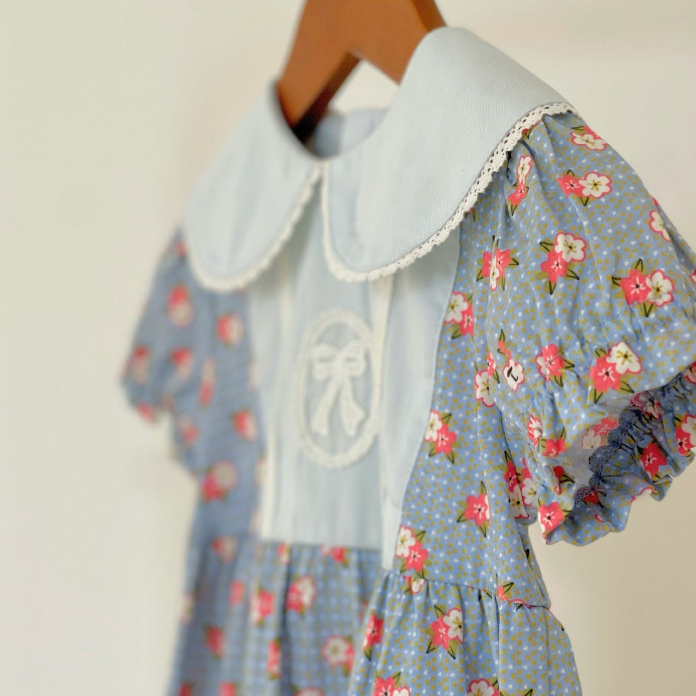 Gorgeous Floral Dress With Bow Design,2T to 6T.