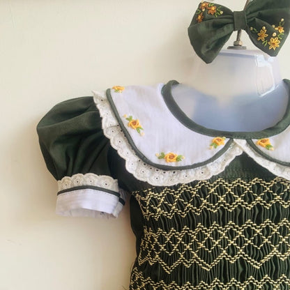 Stunning Green Hand Smocked Dress,6M to 6T.