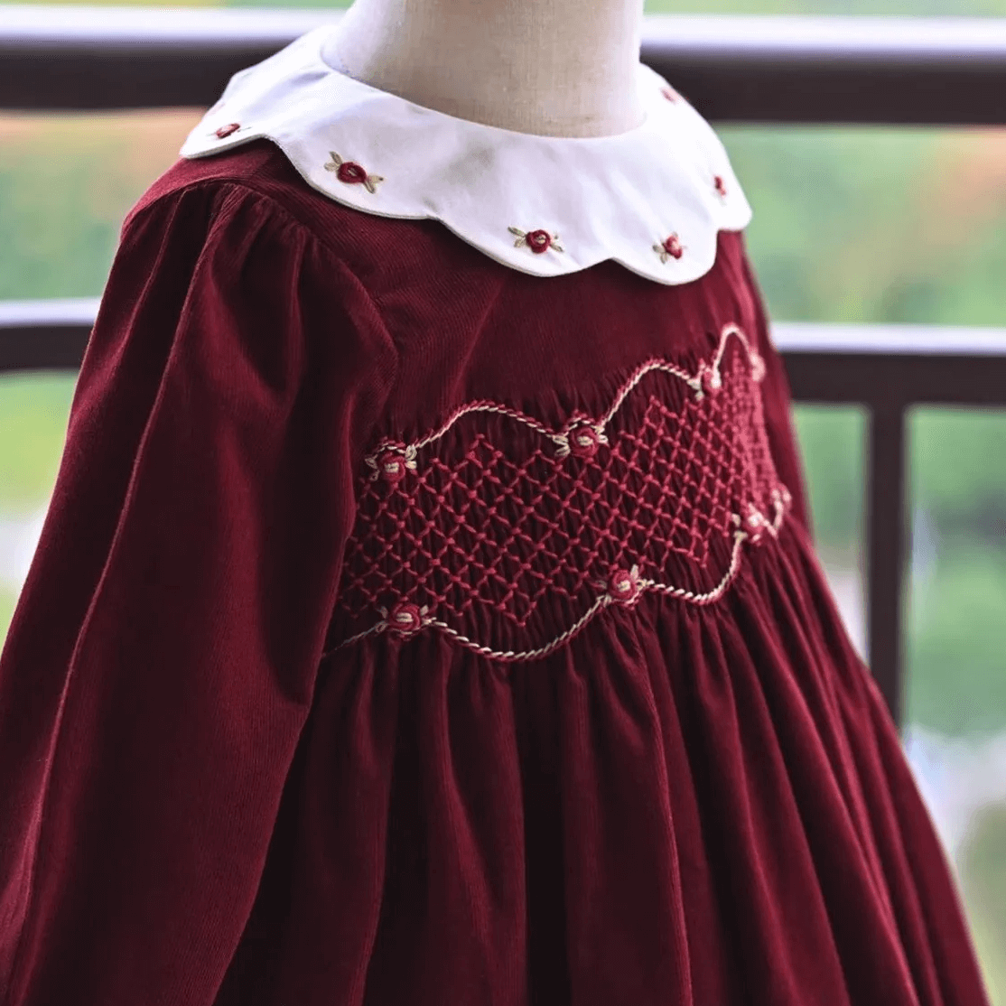 Stunning Red Hand Smocked Dress,2T to 6T.