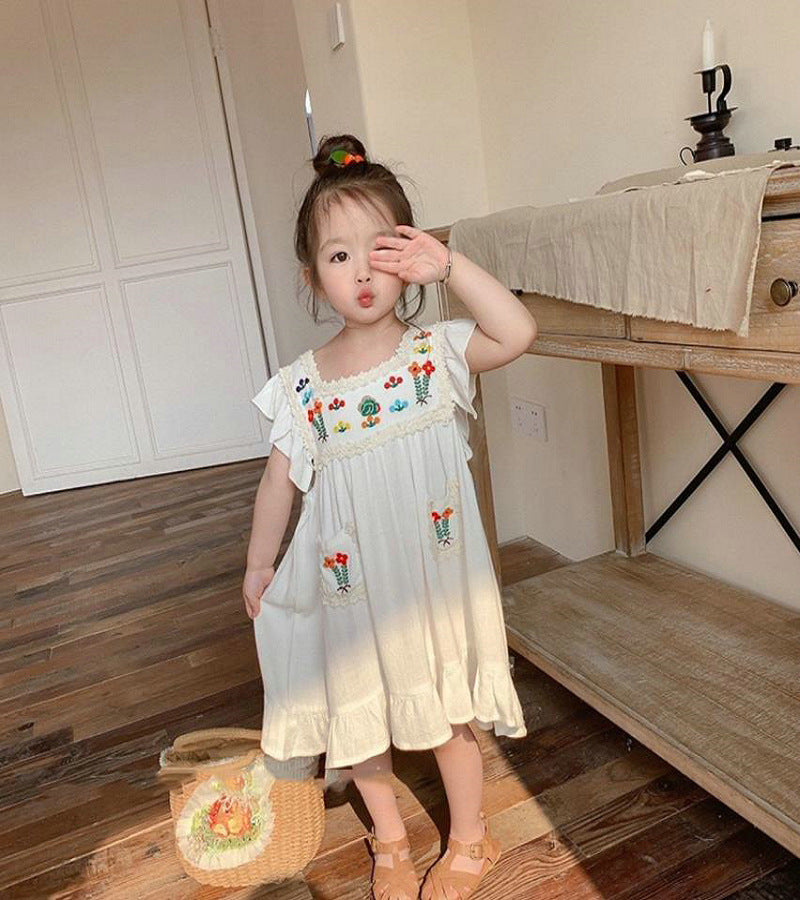 White Vintage Embroidered Dress,2T to 6T.