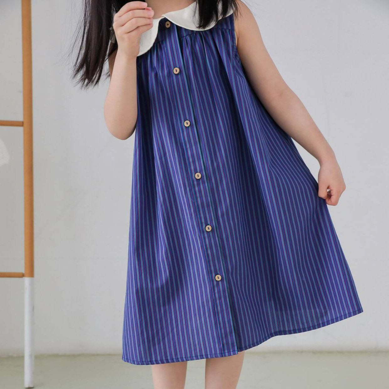 Adorable Scallop Collar Stripped Dress,2T to 8T.